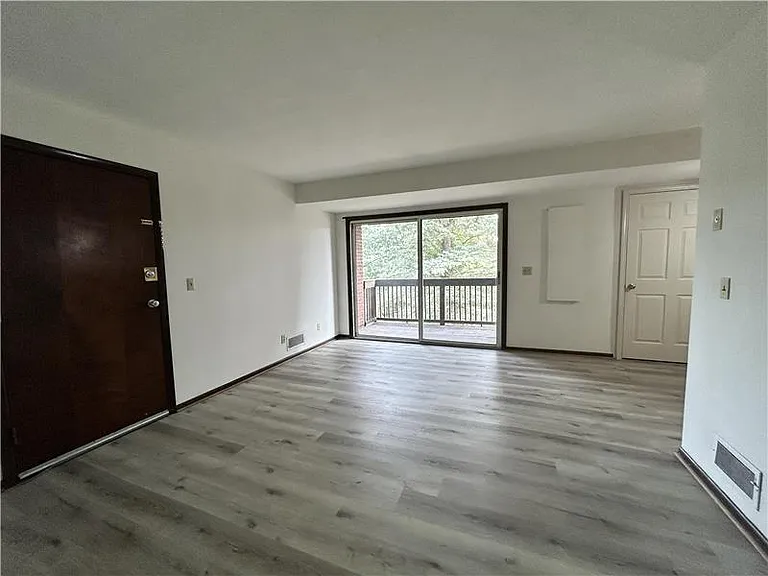 94 View St #9 — Photo 2