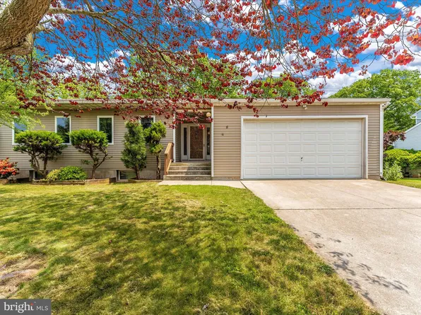 8 Zanella Dr, Emmitsburg, MD 21727