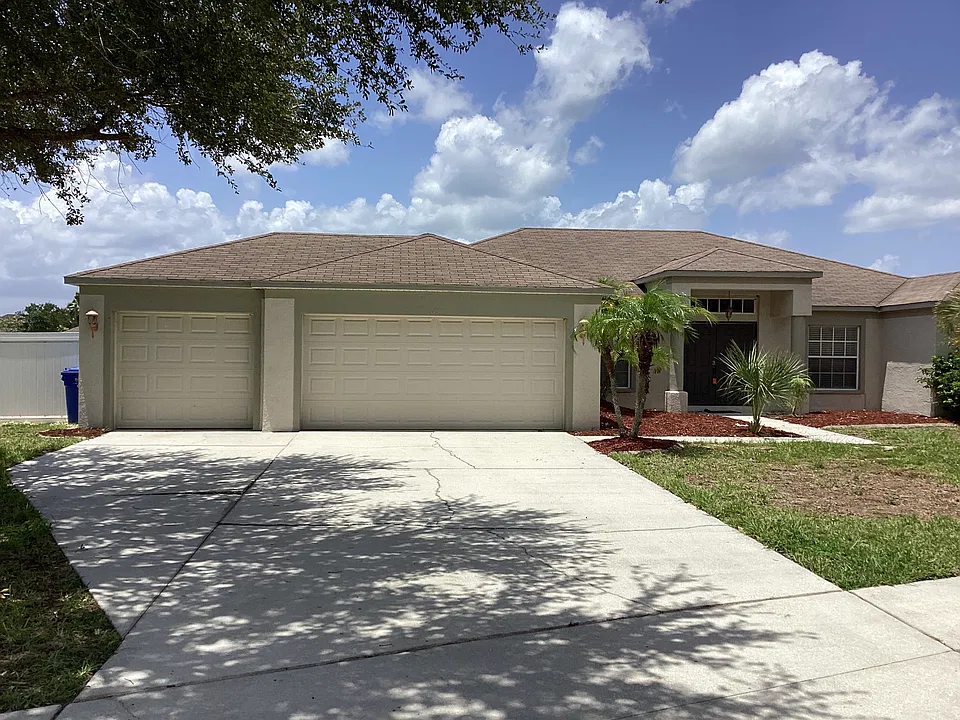 6737 Clair Shore Dr