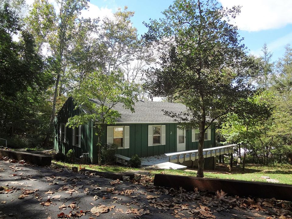 1st image of 2 Riverview Dr