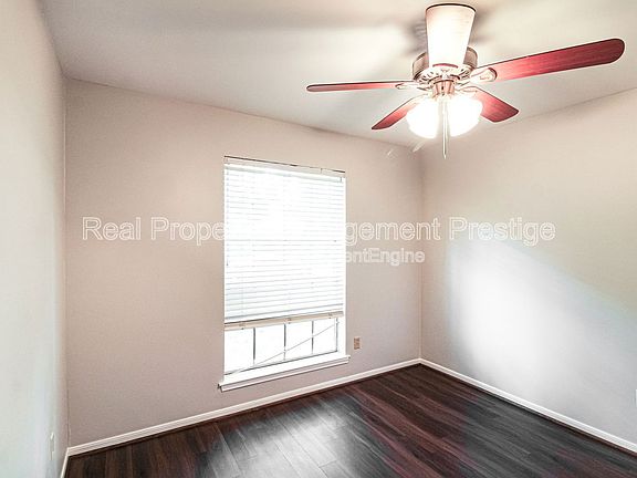 5th image of 16411 Clearcrest Dr