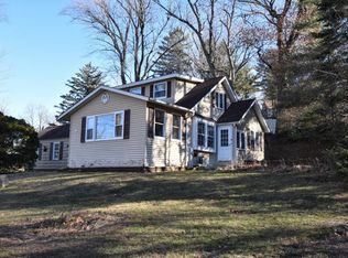 1106 Shore Dr, Twin Lakes, WI 53181