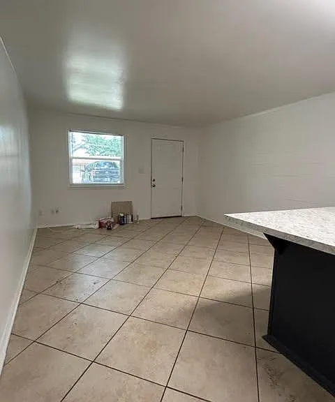 Unit Photo