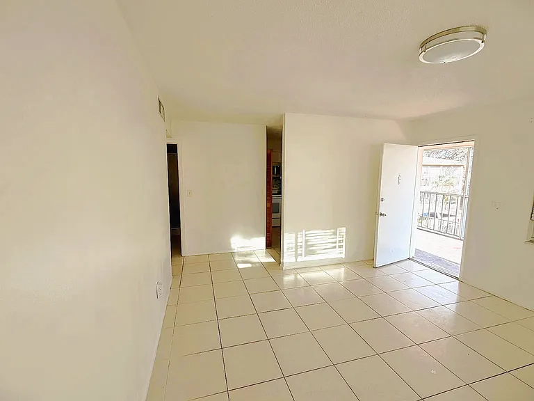 6915 Avenue A #A — Photo 4