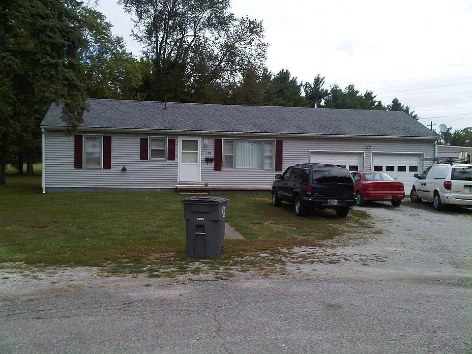 1st image of 918 Twin Circle Dr