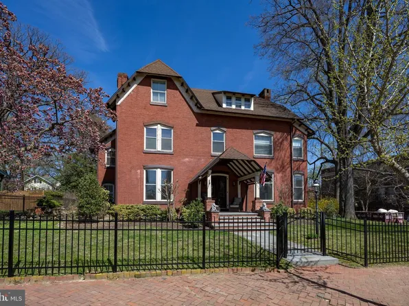 403 N Church St, West Chester, PA 19380