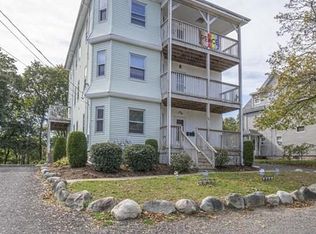 64 Crapo St, Bridgewater, MA 02324