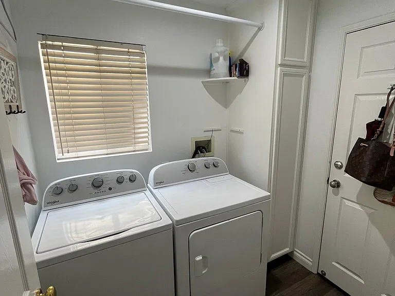 4918 E Leeds Ave — Photo 15