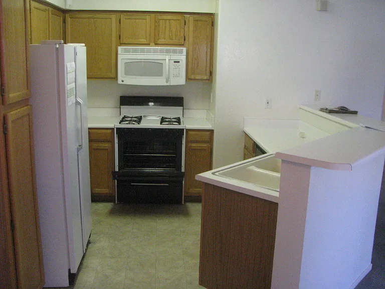 5415 W Harmon Ave #1032 — Photo 8