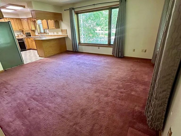 1501 Husky Way — Photo 2