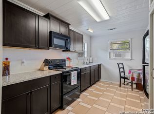 50 Post Oak Rd, La Vernia, TX 78121