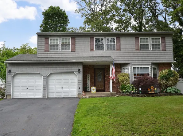 269 Deer Road, Ronkonkoma, NY 11779