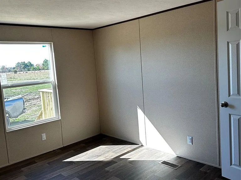 33704 Dori Ln — Photo 5