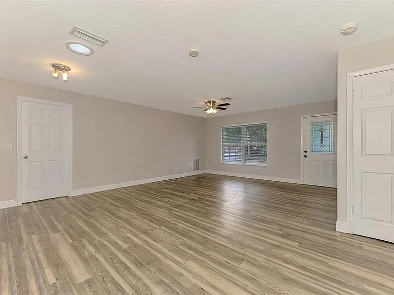5520 Hayden Blvd — Photo 10