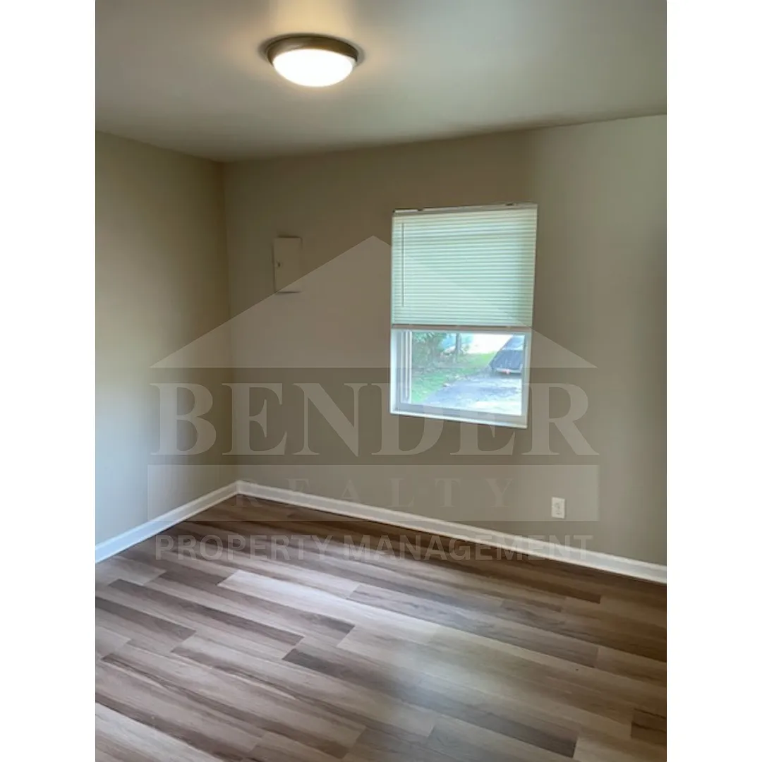 Building Photo - 563 Central Ave NE #1-6