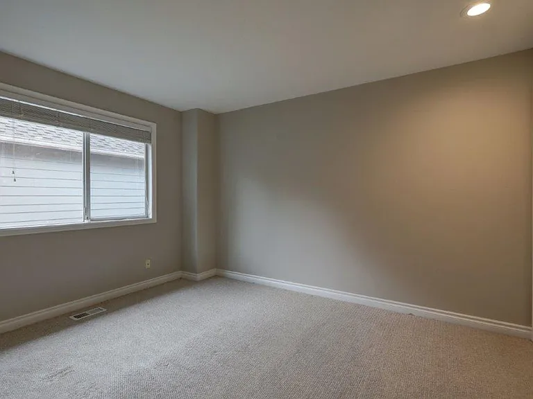 25451 SE 42nd Pl — Photo 19