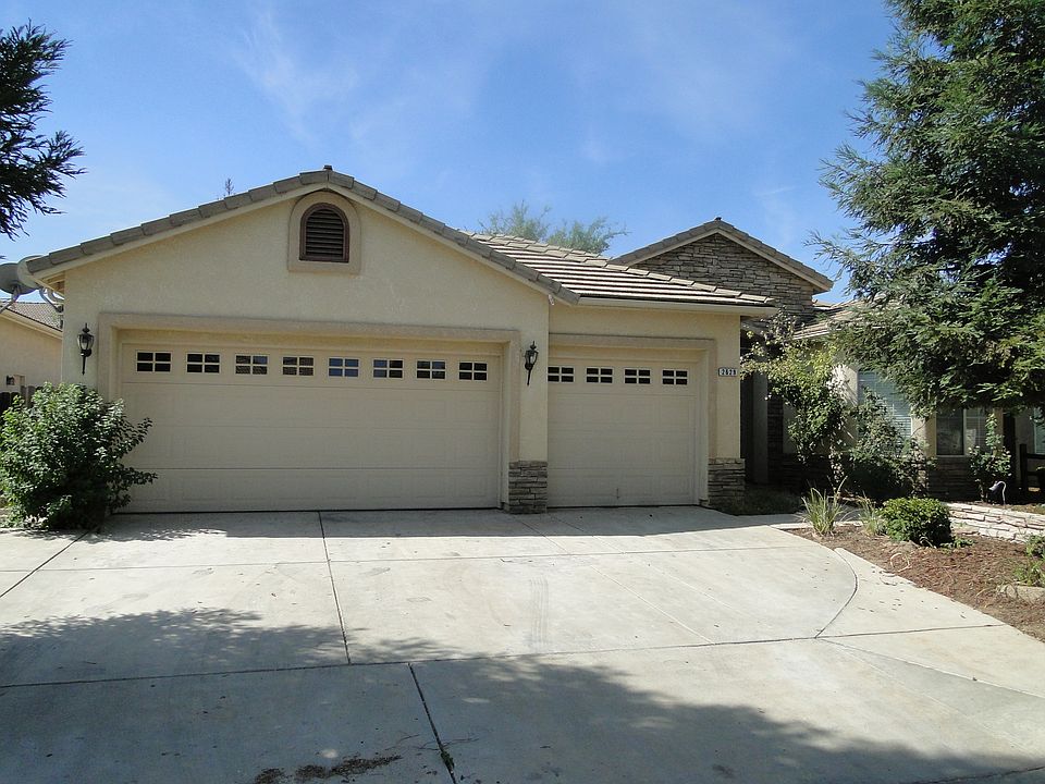 1st image of 2629 E Niles Ave