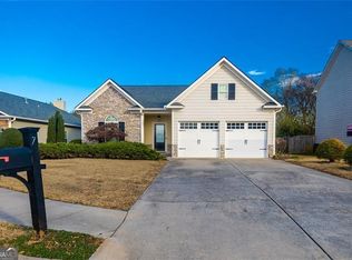 7 Barrett Ln, Cartersville, GA