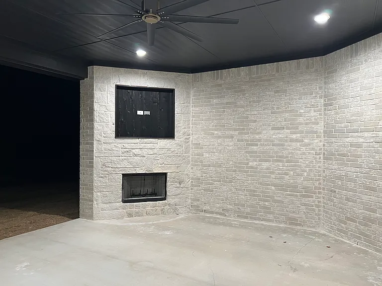 215 Flat Rock Ln — Photo 15