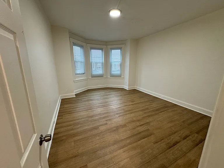 1816 N Bentalou St — Photo 15