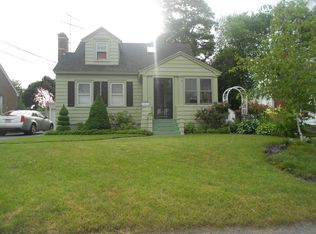 1916 Ferguson St, Schenectady, NY 12303