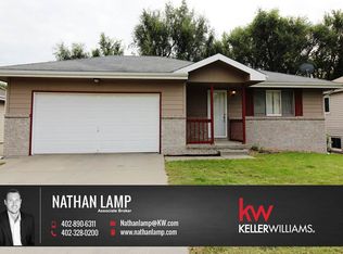 1911 Preamble Ln, Lincoln, NE 68521