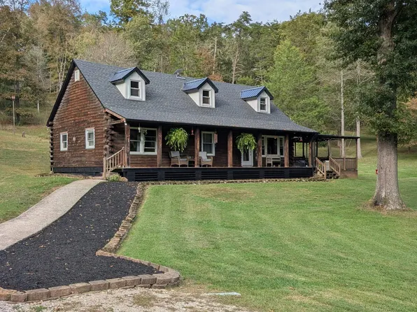 800 Moore Rd, Lavalette, WV 25535