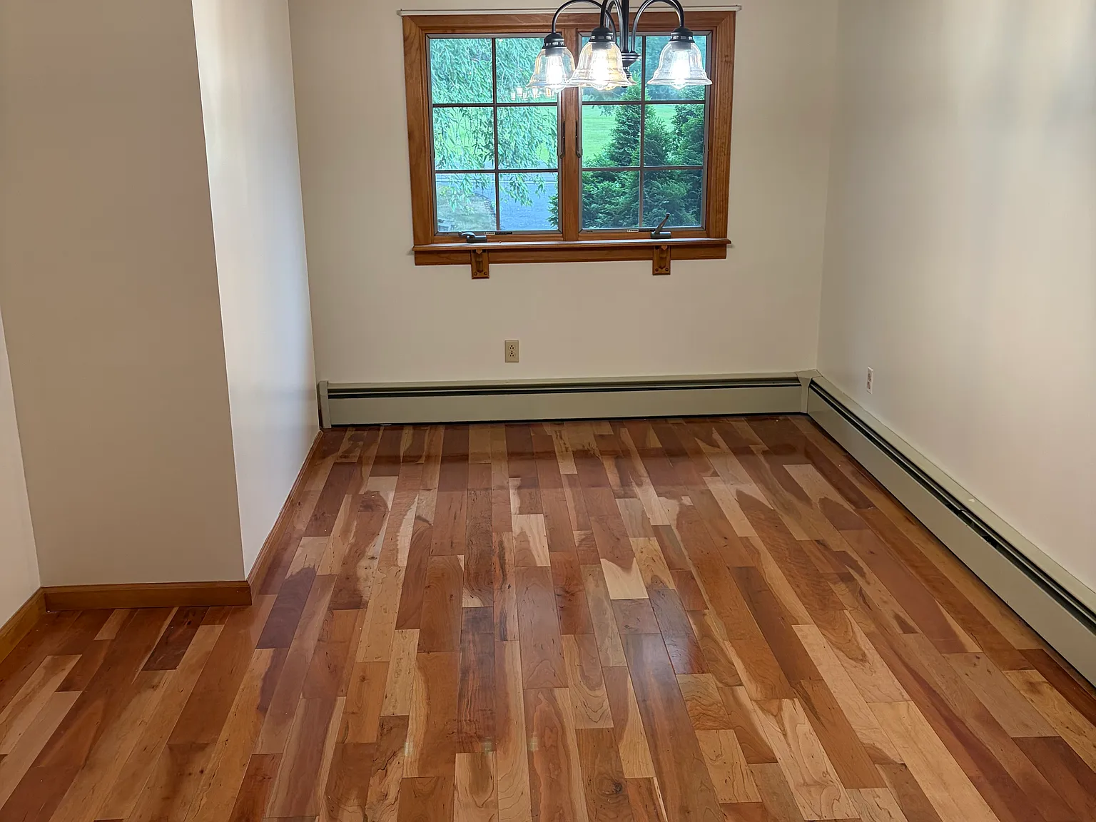 4 bed, 1689 sqft, $2,800 — Photo 4