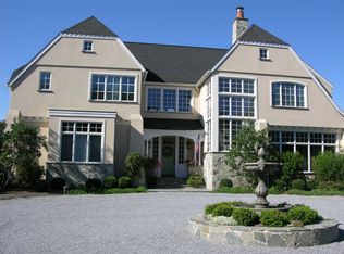 40 Barclay Dr, Sag Harbor, NY 11963