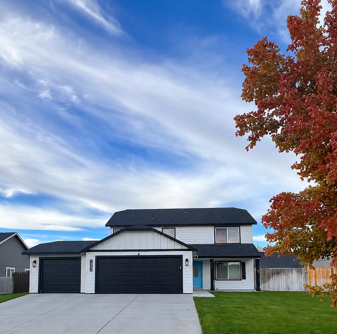 4 bed, 2.5 bath, 2016 sqft, $2,700 — Photo 1