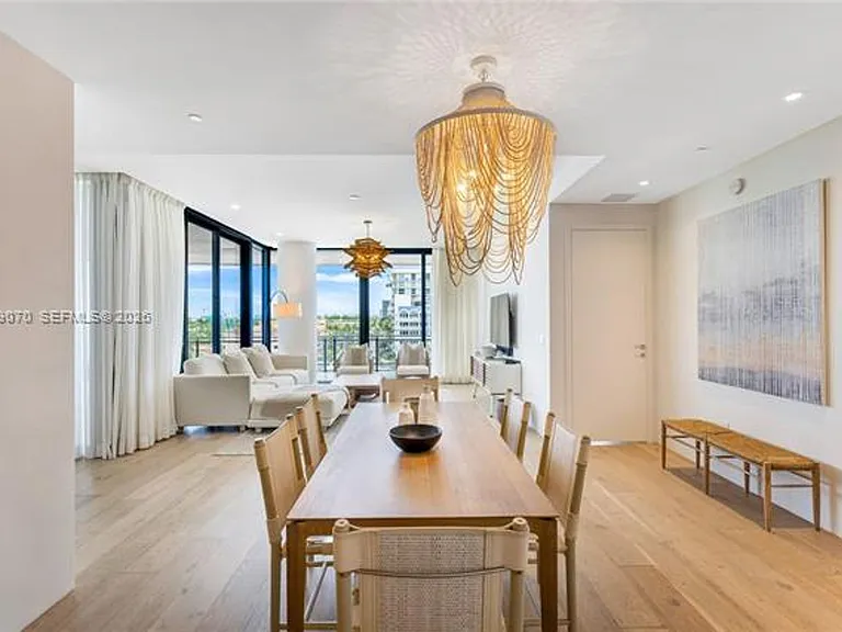 8701 Collins Ave #605 — Photo 16