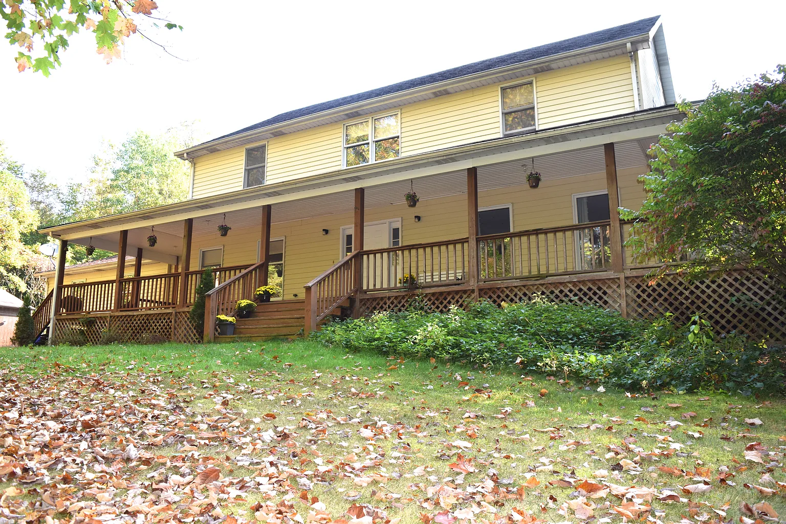4172 Woodhollow Dr photo 1