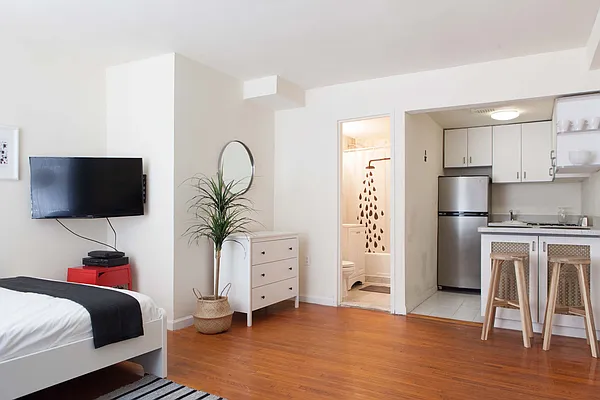 Rented by Big Apple Living | media 11