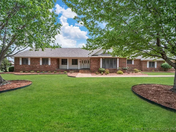 313 Cottonwood Rd, Pryor, OK 74361