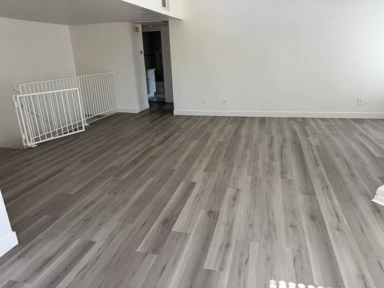 2021 S Campus Ave #F — Photo 11