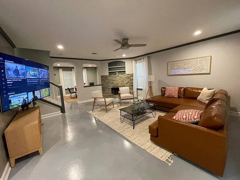 5110 Stormy Skies — Photo 166