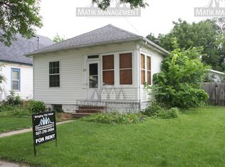 33 10th St NW, Rochester, MN 55901