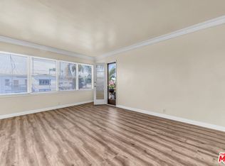 2544 10th Ave #4, Los Angeles, CA 90018