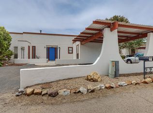 105 Western Dr, Rio Communities, NM 87002