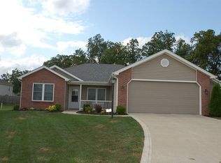 2219 Cedar Ridge Cv, Fort Wayne, IN 46818