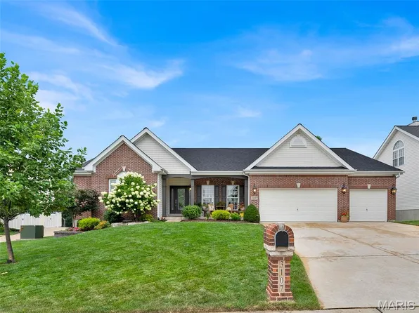 3107 Brook Hollow Dr, O Fallon, MO 63366