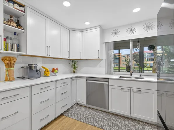 9081 Lime Bay Boulevard #115, Tamarac, FL 33321
