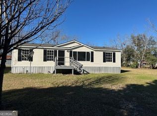 113 Roundtree St, Portal, GA 30450