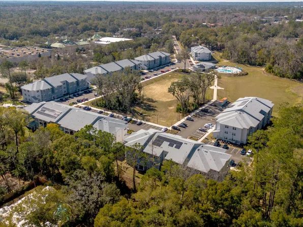 Banyan Hammock Apartments