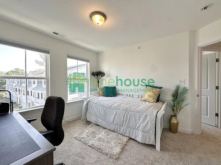 4329 Pinter Ln — Photo 15