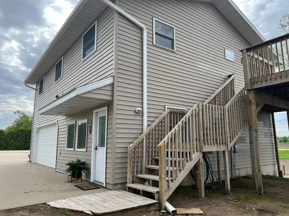 (undisclosed Address), Delhi, IA 52223