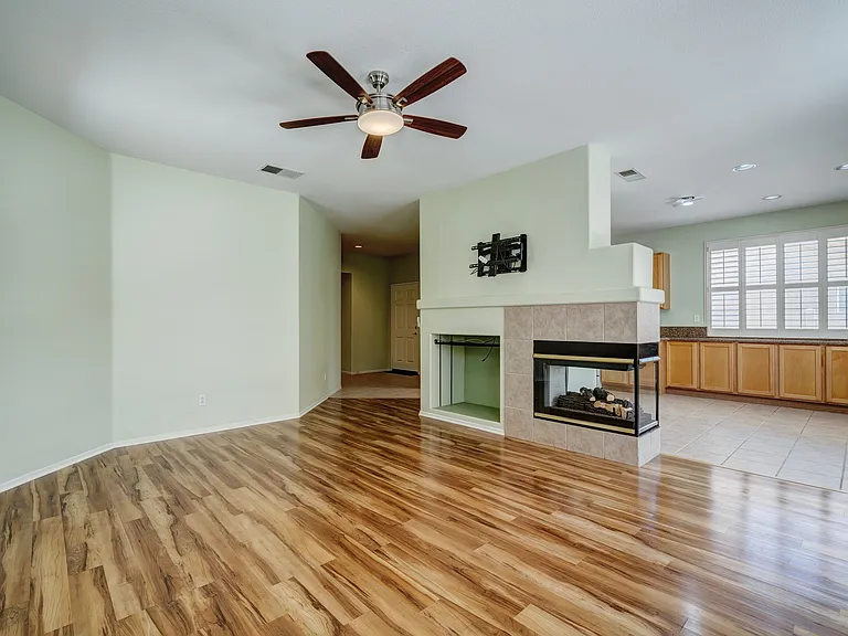 4971 Rio Bravo Dr — Photo 11