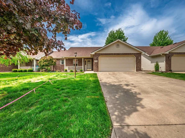 1221 N Saybrook Ln, Muncie, IN 47304