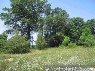 925 Crown Ct, Hudson, WI 54016