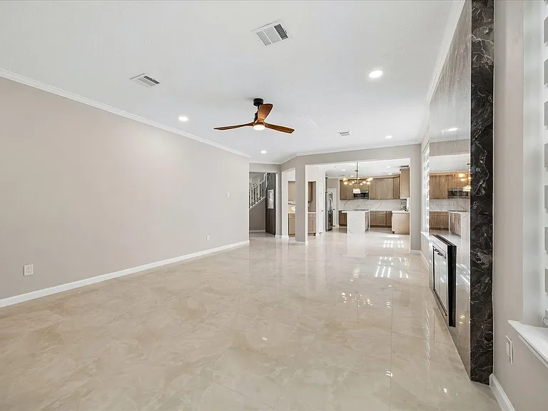 1306 Hunter Wood Dr — Photo 20